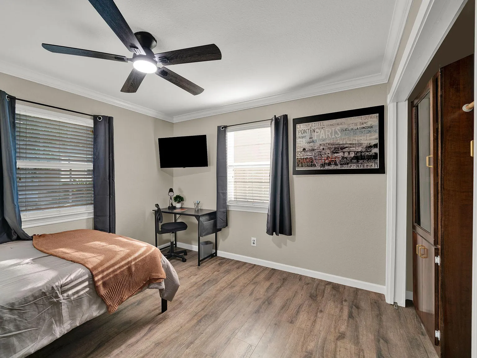 4 bed, 4.0 bath, 2508 sqft, $776 — Photo 2