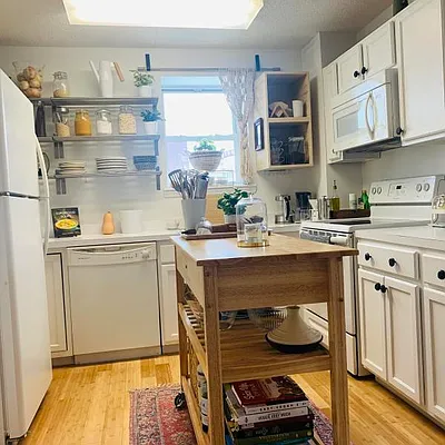 Sold by REMAX Elite | media 38