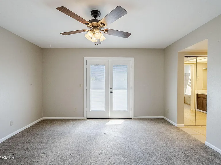 7707 S Kenwood Ln — Photo 33