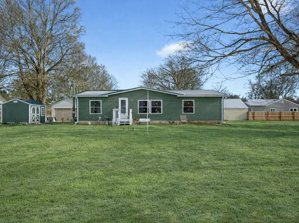 419 S Capital Ave, Athens, MI 49011