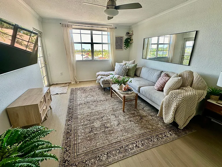 1801 N Flagler Dr #718 — Photo 8