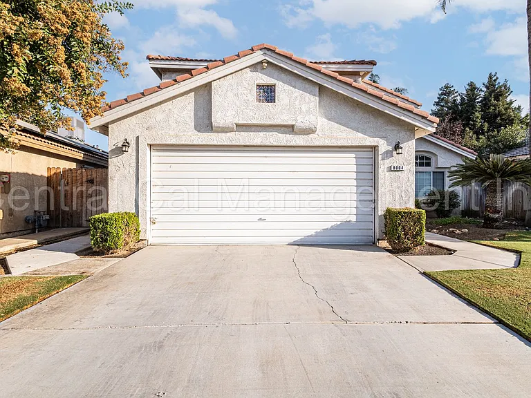 8004 Rushing River Ct — Photo 1