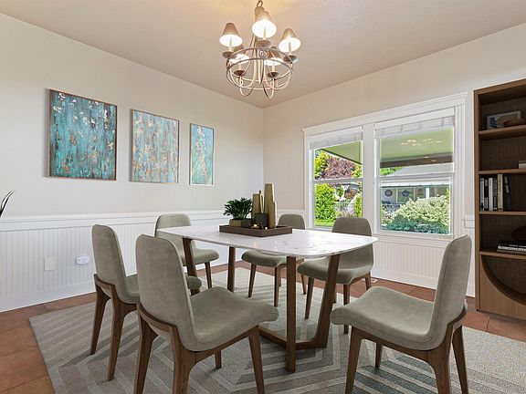 4th image of 2803 S Bayhill Ct