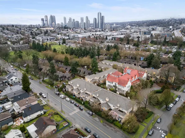 3428 Adanac St #15, Vancouver, BC V5K 5H5