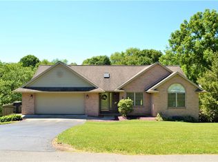 214 La Ray Dr, Butler, PA