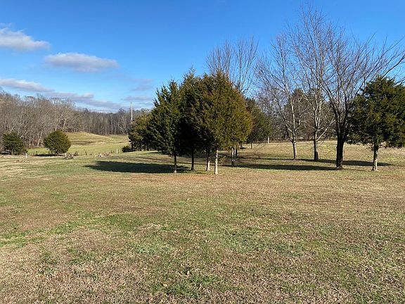 5th image of 3617 Country Wood Cir