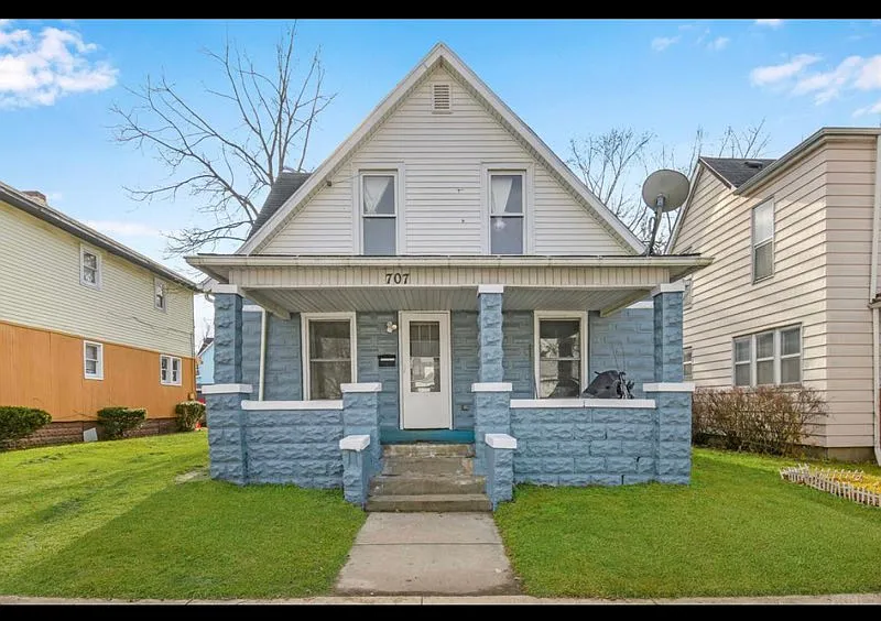 707 W Cleveland Ave