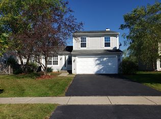 2345 Woodoak Dr, Round Lake Beach, IL