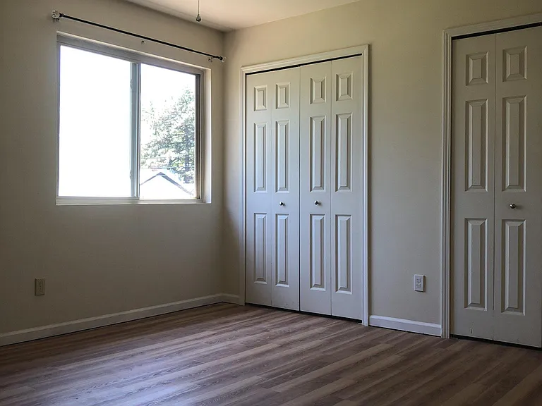 1186 Boyd St — Photo 10
