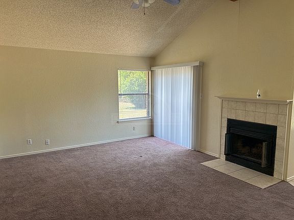2nd image of 2407 Kirk Cir
