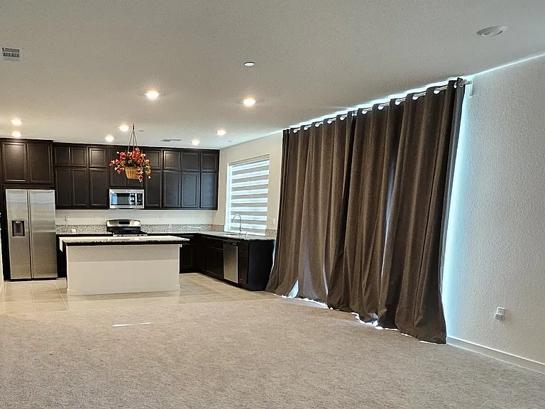 Knights Valley Ln — Photo 1