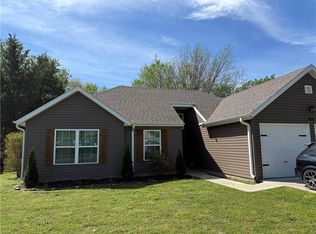 512 E Bean St, Lincoln, AR 72744
