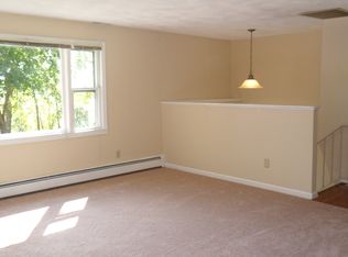 21 Perreault Ave, Billerica, MA 01821