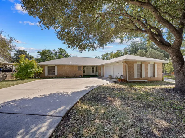 1016 EVENING DUN ST, San Antonio, TX 78213