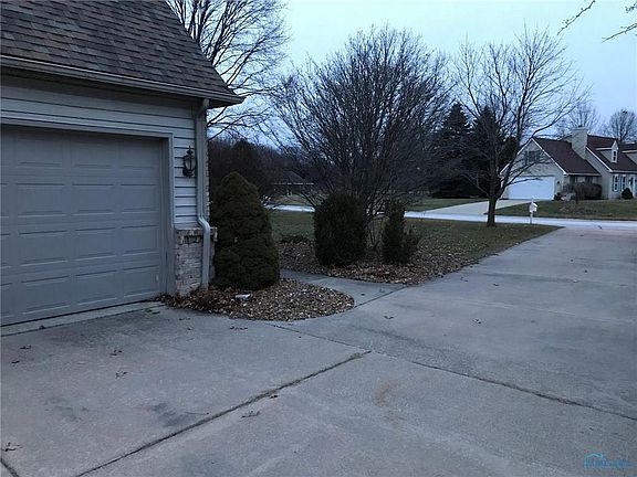 4th image of 10851 Little Creek Dr