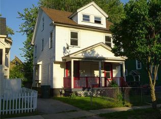 90 Arch St, Rochester, NY 14609
