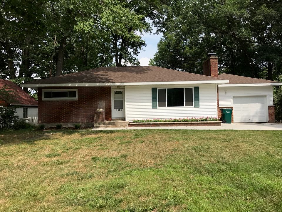 1st image of 1800 Shady Oak Ln