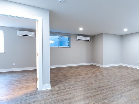 4th image of 204 E Chester Pike #106