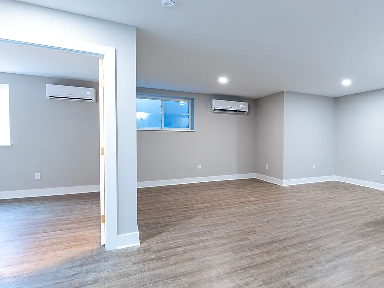 204 E Chester Pike — Photo 10