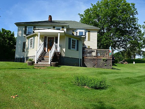 3rd image of 10778 Rockfish River Rd