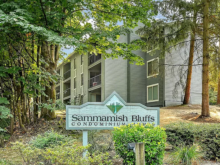 4635 W Lake Sammamish Pkwy SE #G201 — Photo 2
