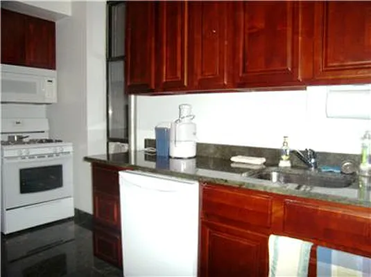 Rented by Barak Realty | media 12