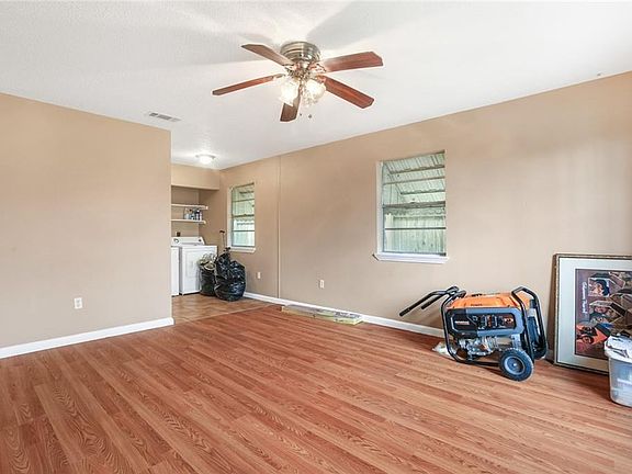 5th image of 7649 Kingsport Blvd