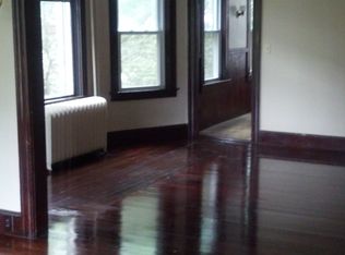520 Broadway, Newport, RI 02840