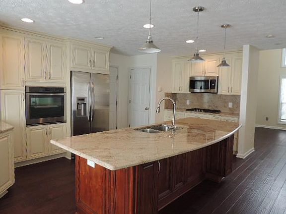 3rd image of 3499 Palisade Cove Dr