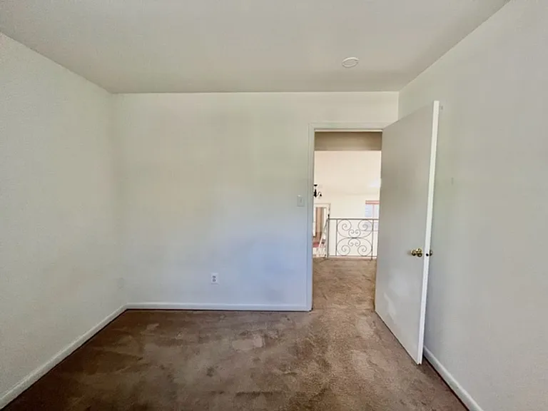 912 Hoyt St — Photo 19