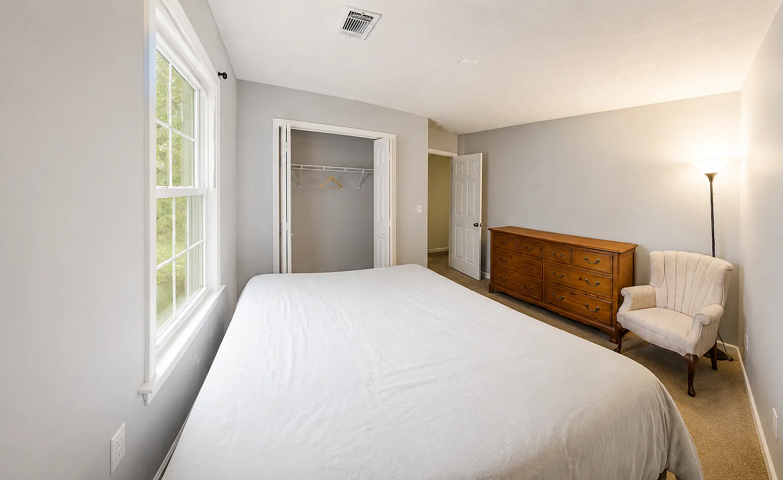 820 Hounds Ridge Ct — Photo 4