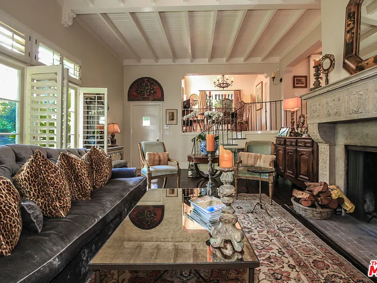 1367 N Beverly Dr — Photo 10