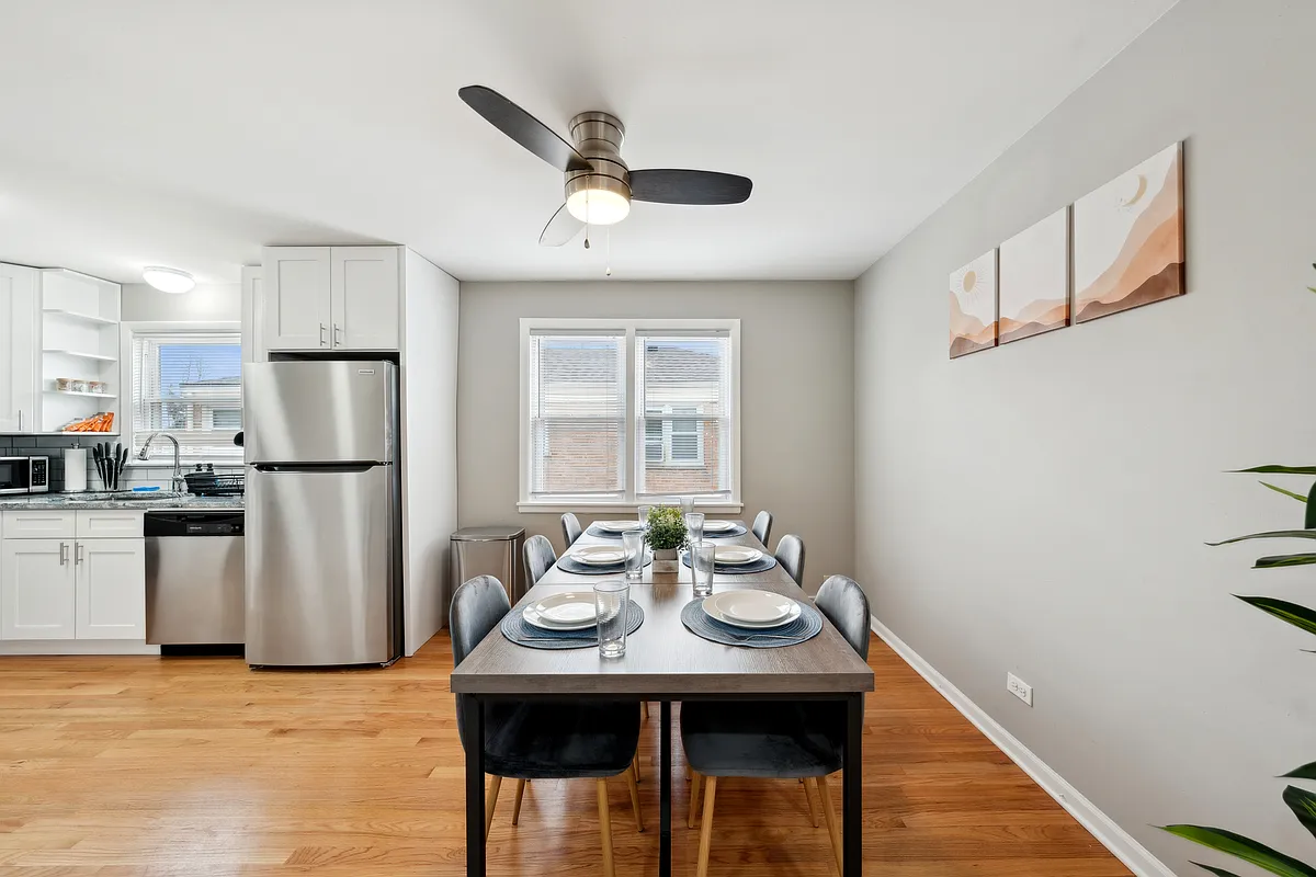 Building Photo - 1111 Pitner Ave #3