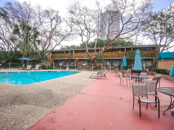 3942 W Alabama St APT 8, Houston, TX 77027