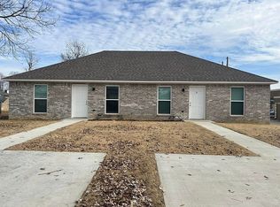 104 N 4th St, Marmaduke, AR 72443