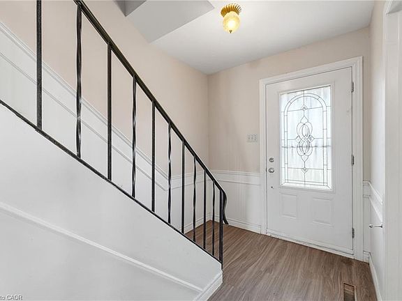 5th image of 117 Monmore Rd
