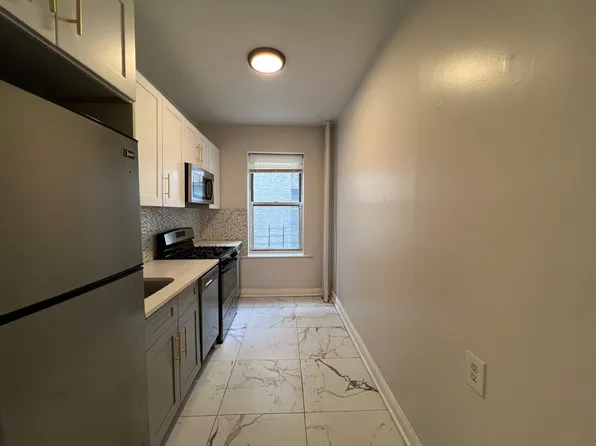 8 Gifford Ave #24E, Jersey City, NJ 07304