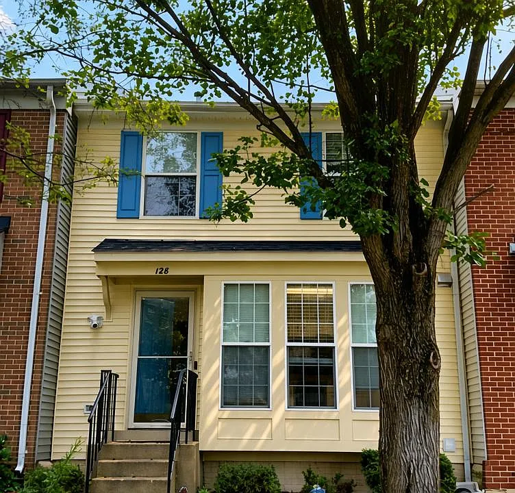 128 Hampshire Sq SW