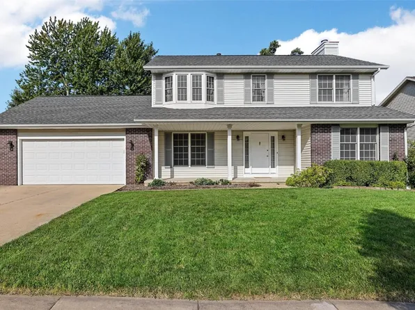 3801 Dove Ct NE, Cedar Rapids, IA 52402