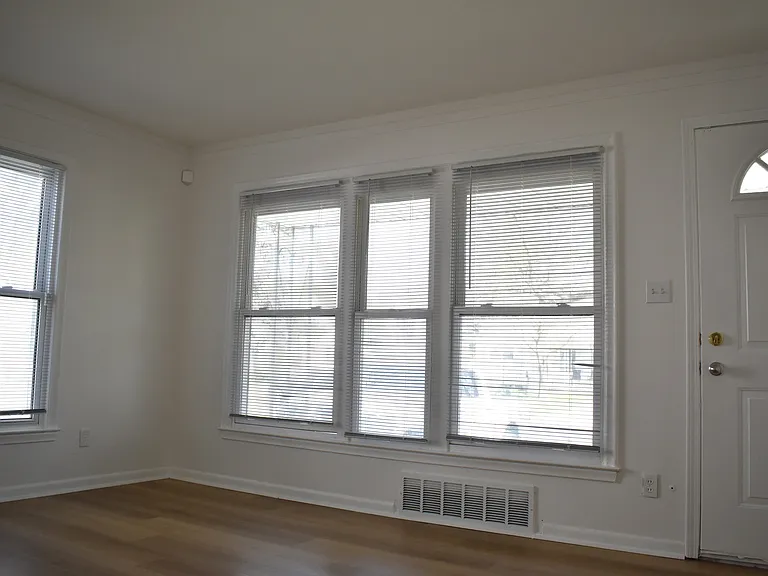 7019 Cardwell St — Photo 5