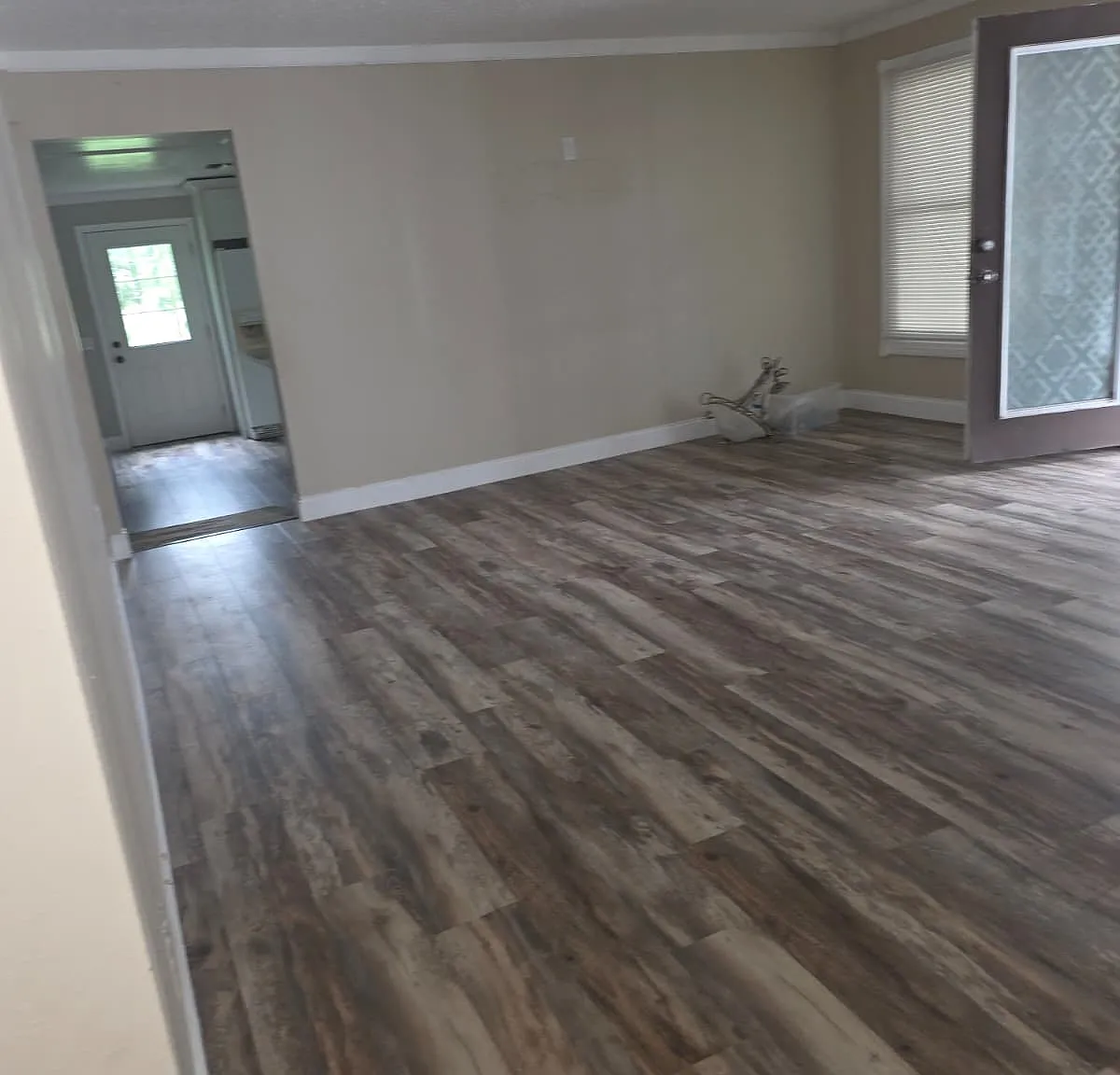 3 bed, 2009 sqft, $2,000 — Photo 4