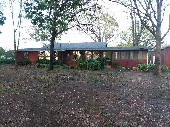 3rd image of 260 S Sunset Dr