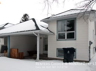 621B 4th St S, Lethbridge, AB T1J2A4