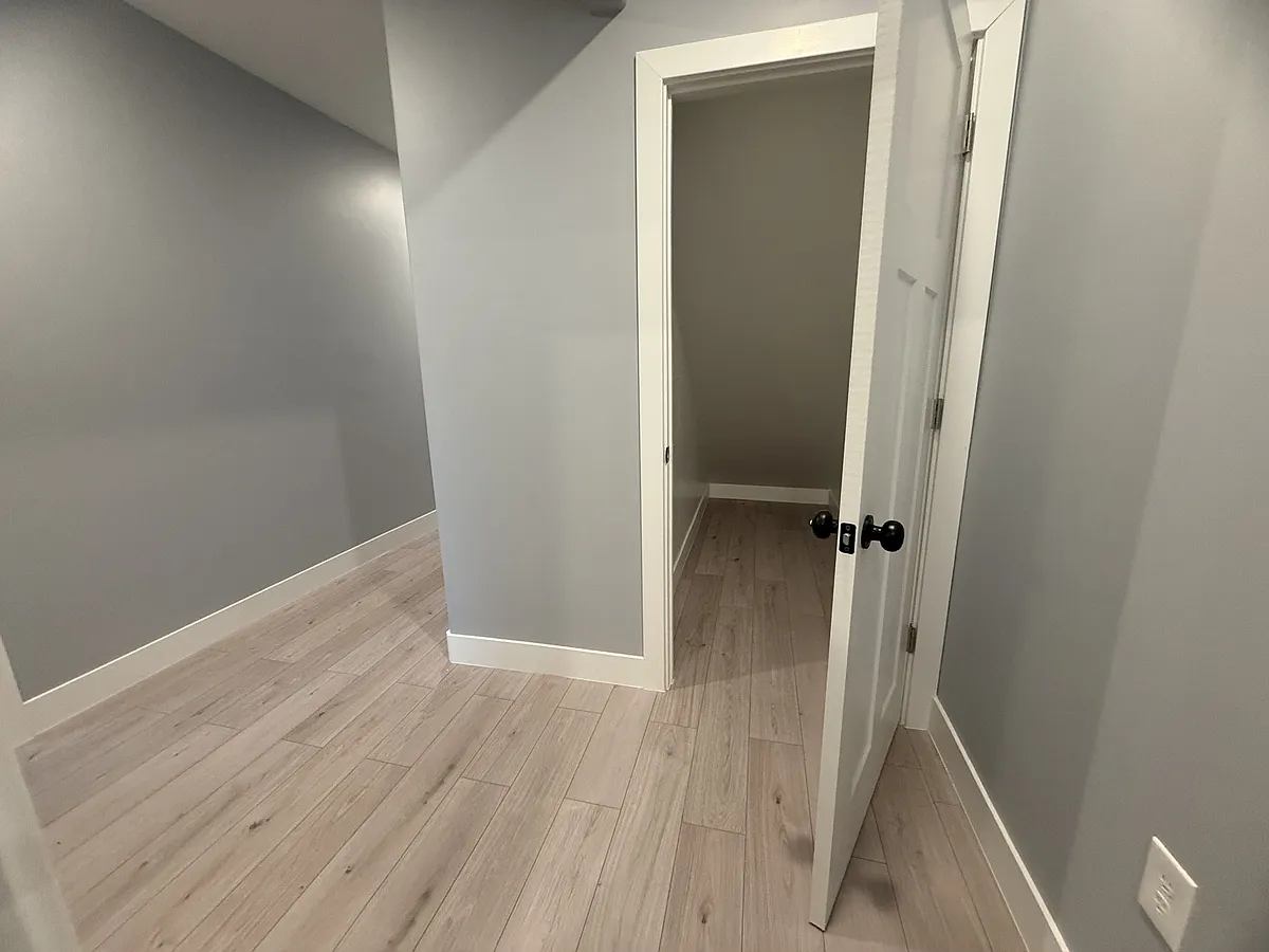 Building Photo - 684 W 1460 S
