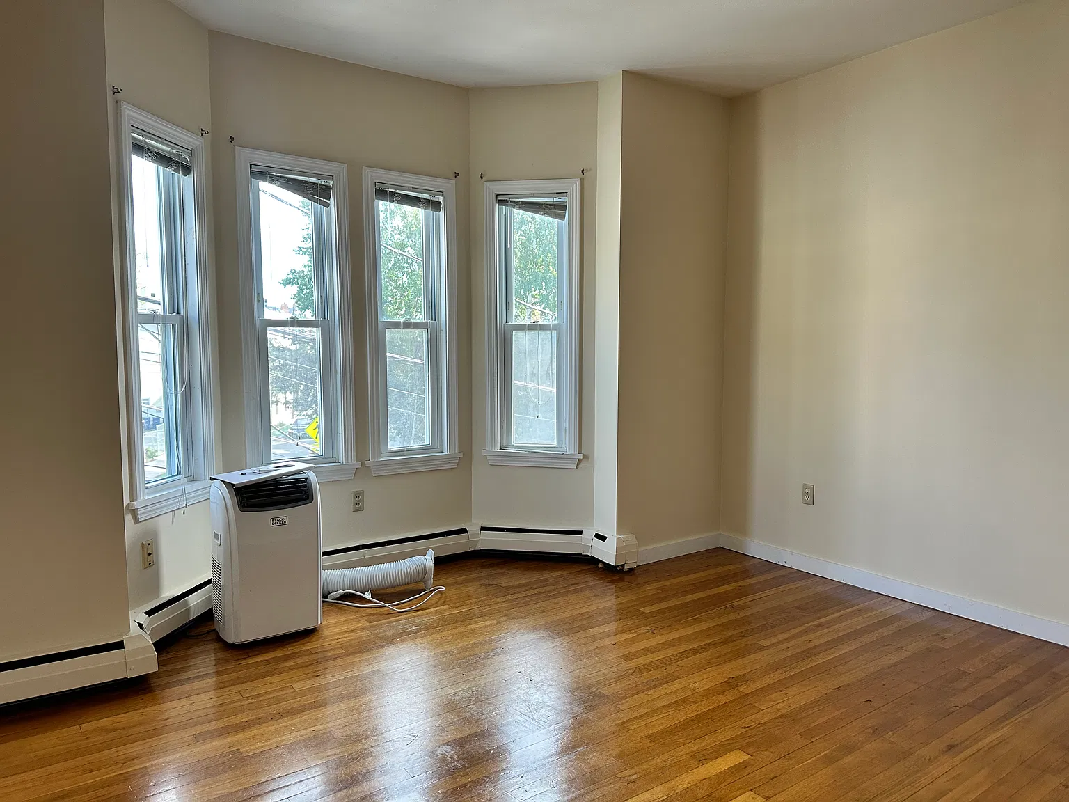2 bed, $2,850 — Photo 3