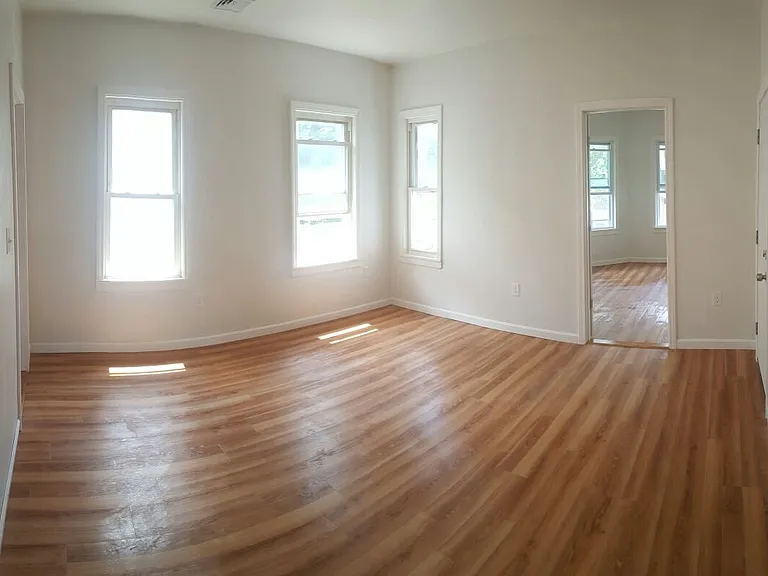 10 Buffum St #1 — Photo 2