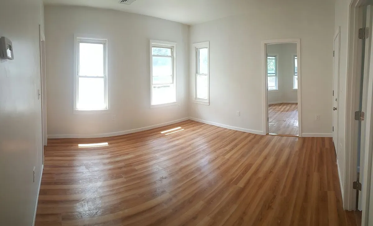 Building Photo - 10 Buffum St #1