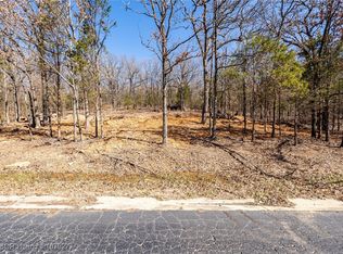 1042 River Overlook Loop, Van Buren, AR 72956