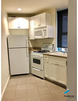 Rented by FirstService Realty (legacy) | media 23