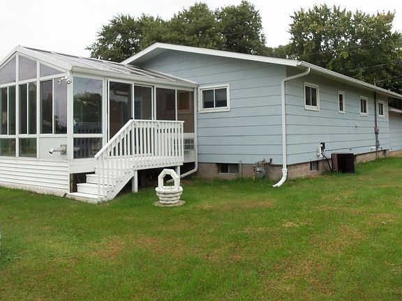3rd image of W7085 Cottonwood Pl
